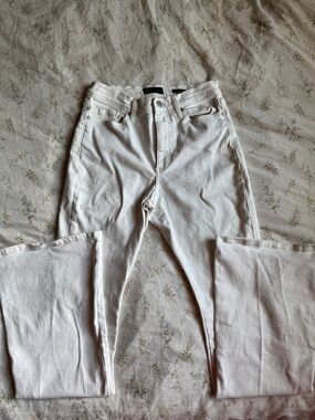 92% cotton white high rise jeans from banana republic size 27